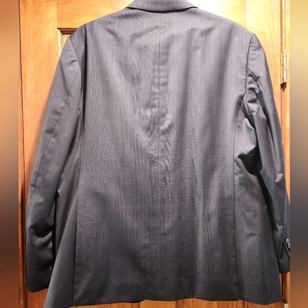 Joseph Abboud Men's Black Plaid Suit - Picture 3 of 8